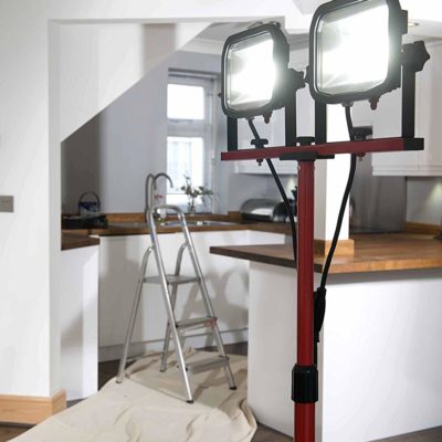 PROYECTOR LED PARA OBRA DOBLE MARCA LUCECO